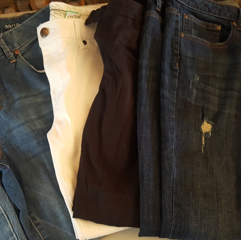 20 pairs of size 10 pants
